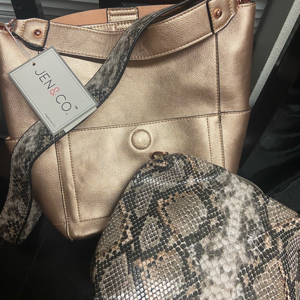 Jen & Co Vegan leather bucket purse bag in a bag